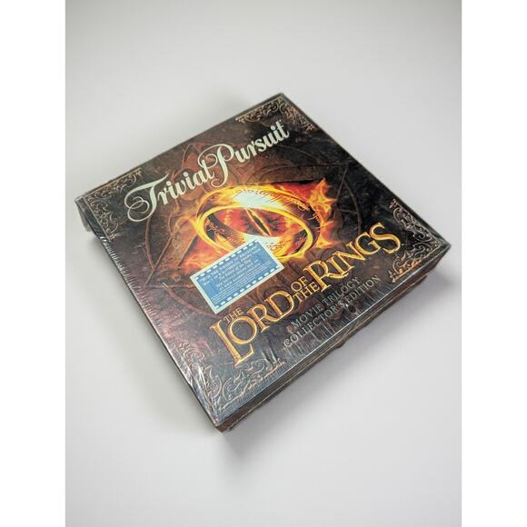 Trivial Pursuit The Lord Of The Rings Movie Trilogy Board Game 2003 New Sealed00 - Picture 1 of 6